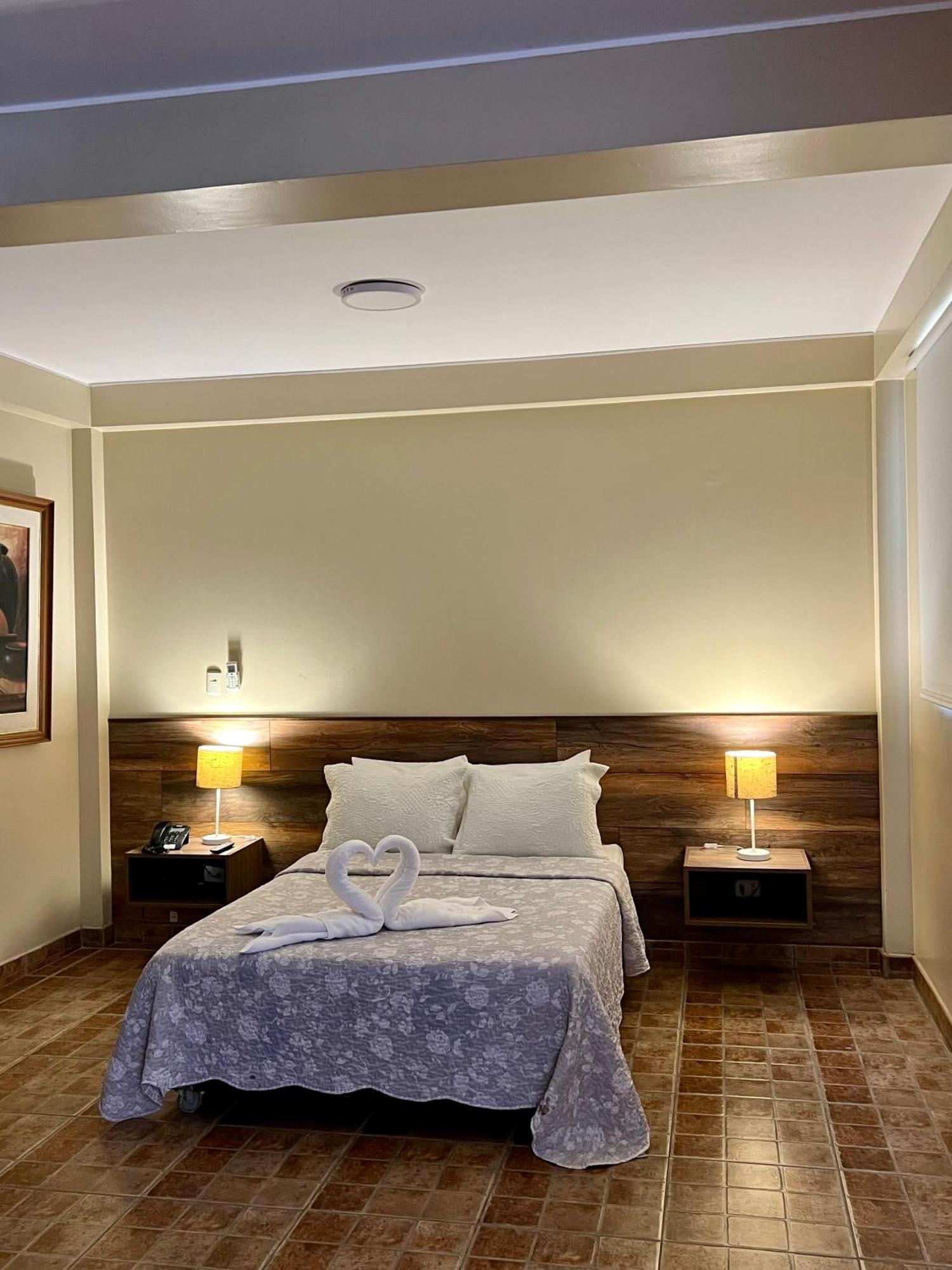Hotel El Huacachinero Ica Eksteriør billede